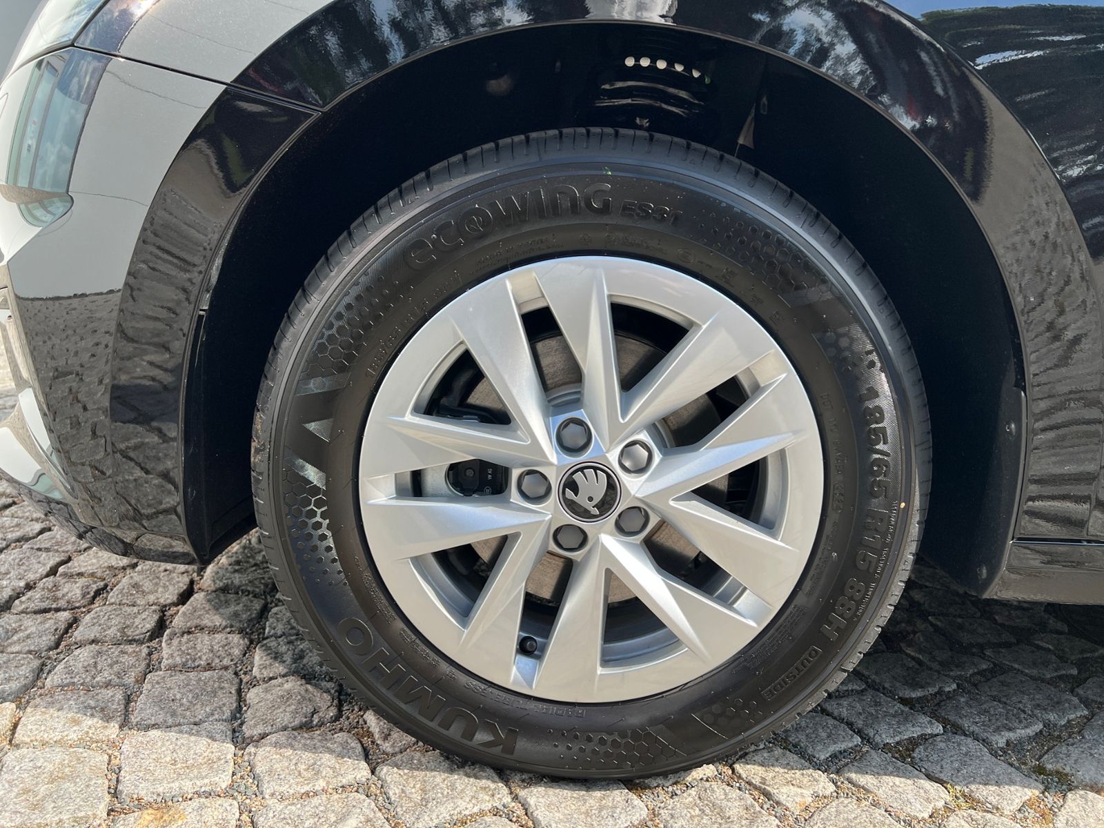 Fahrzeugabbildung SKODA Fabia Selection 1.0 TSI DSG *LED, ACC, 15'-LM*