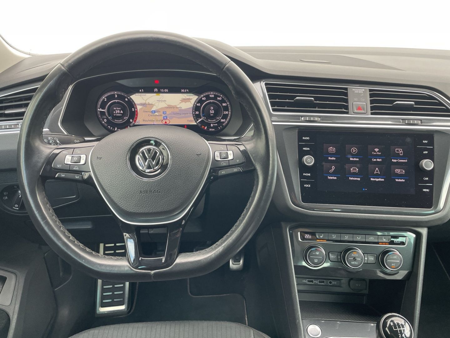 Tiguan 2.0TDI Sound AHK/Navi/App-Connect/ACC/PDC