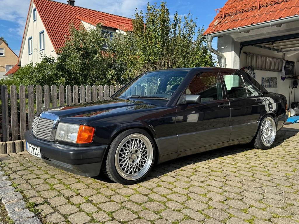 Mercedes-Benz 190
