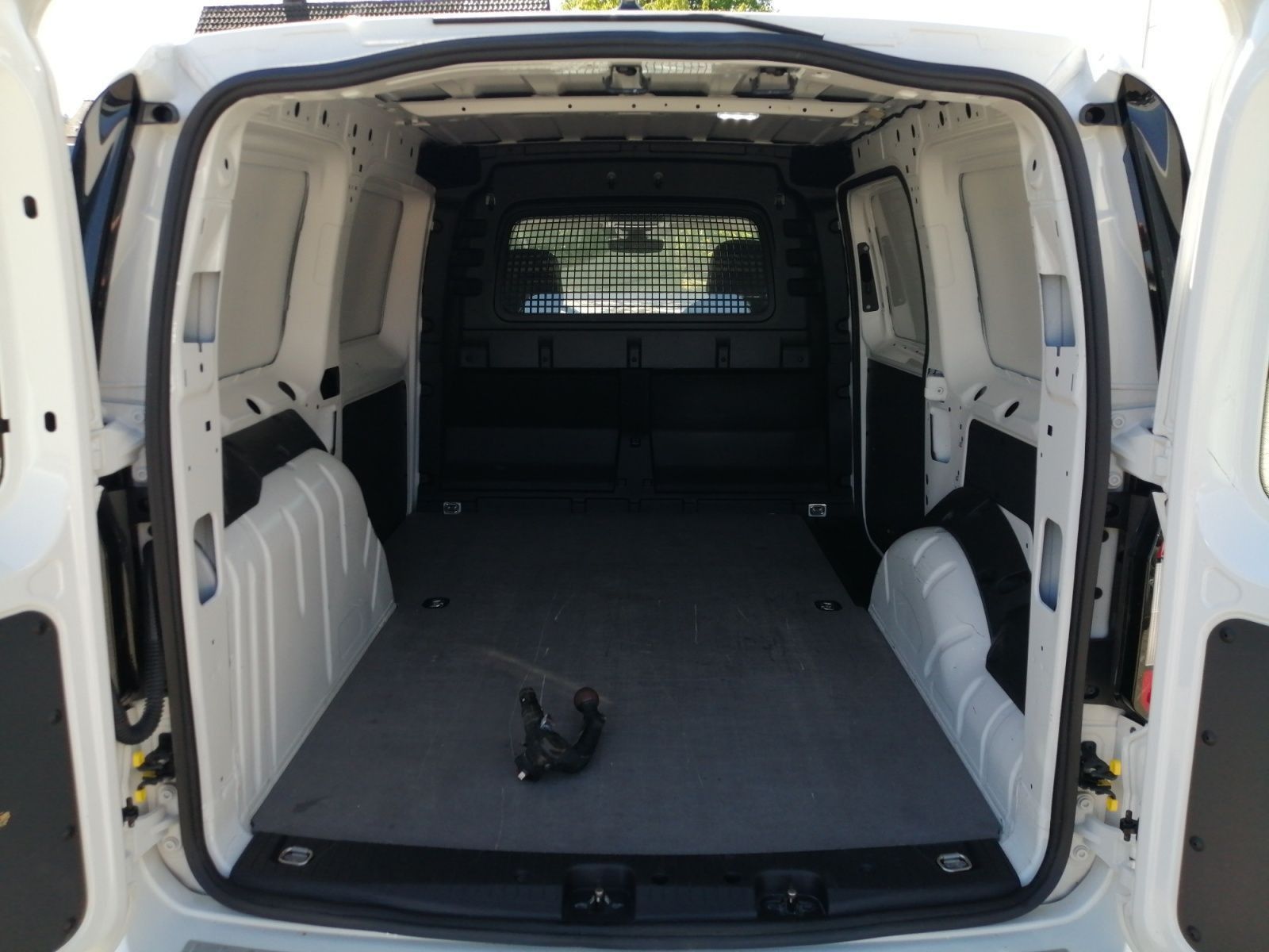 Volkswagen Caddy Maxi - Bild 16