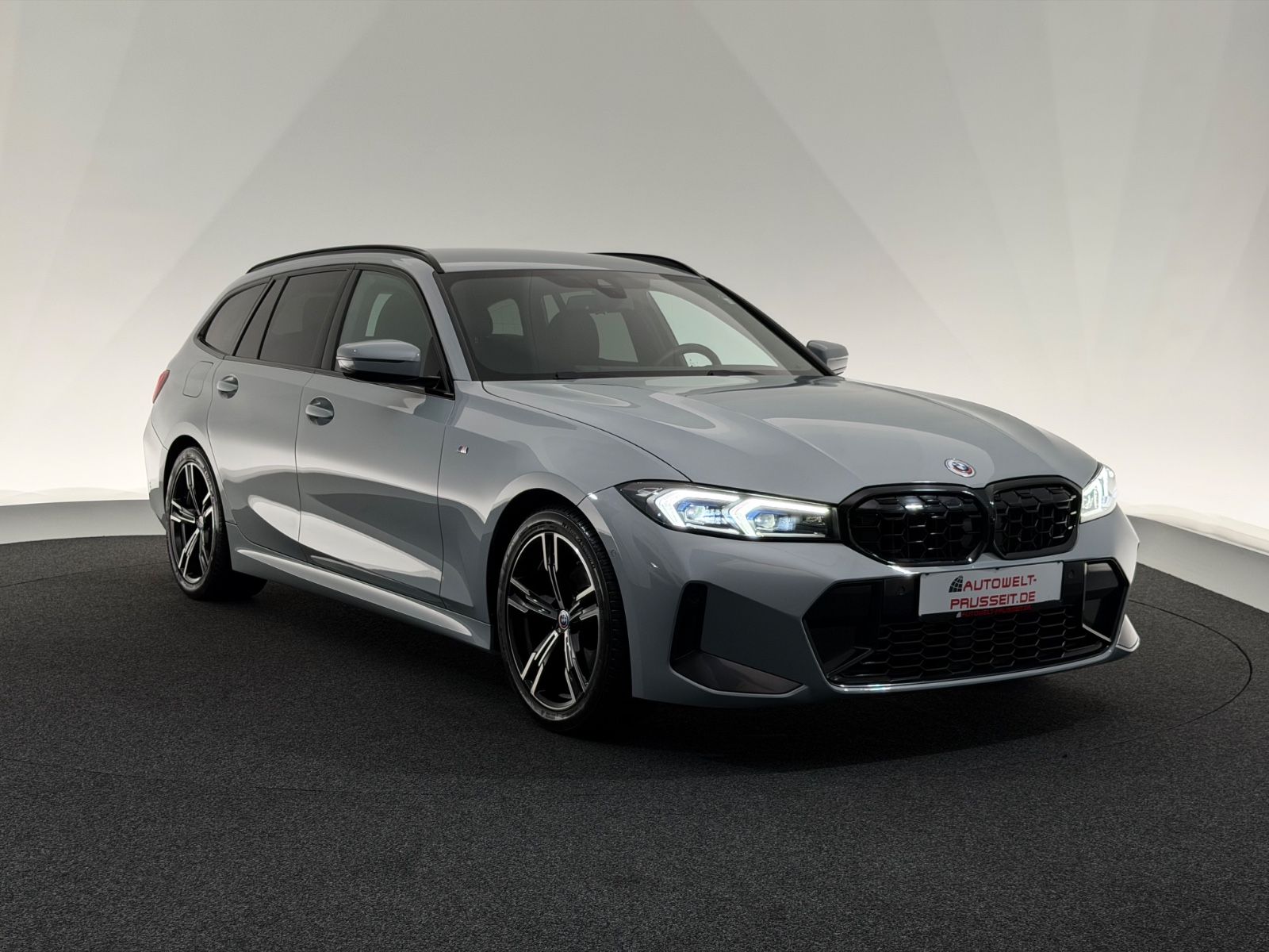 Gebrauchtwagen BMW 320i 320i Touring*M SPORT*LED-HUD-HiFi-R.KAM-AHK-KEY in Dirlos