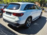 Mercedes-Benz GLC 300  e 4Matic TOP Zustand Burmester - Mercedes-Benz: Plug-In Hybrid