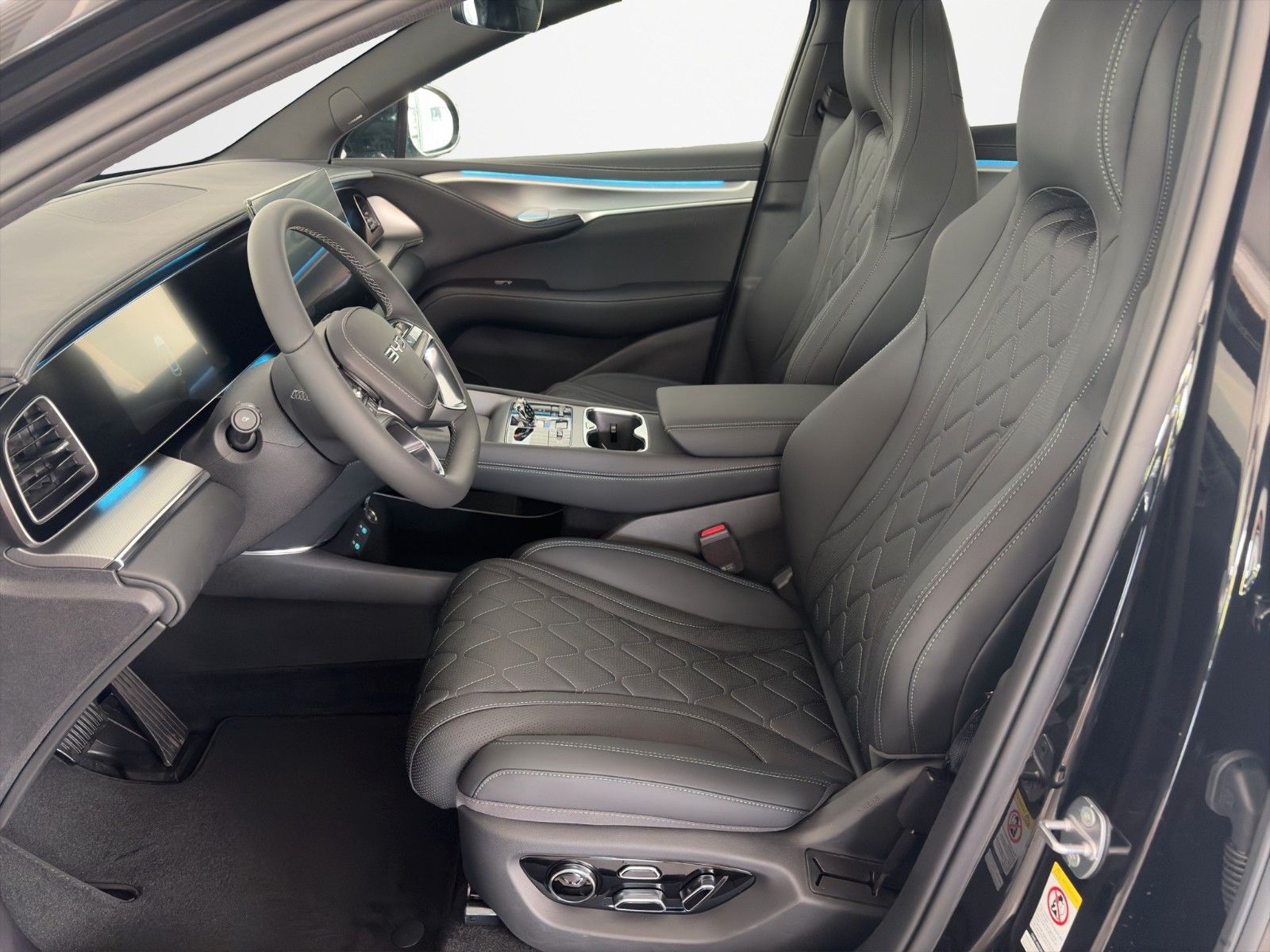 BYD SEALION 7