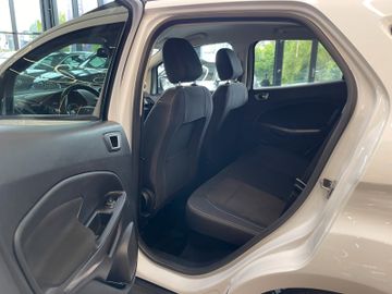 Ford EcoSport Cool & Connect Aut. *NAVI*DAB*PDC*SHZ*