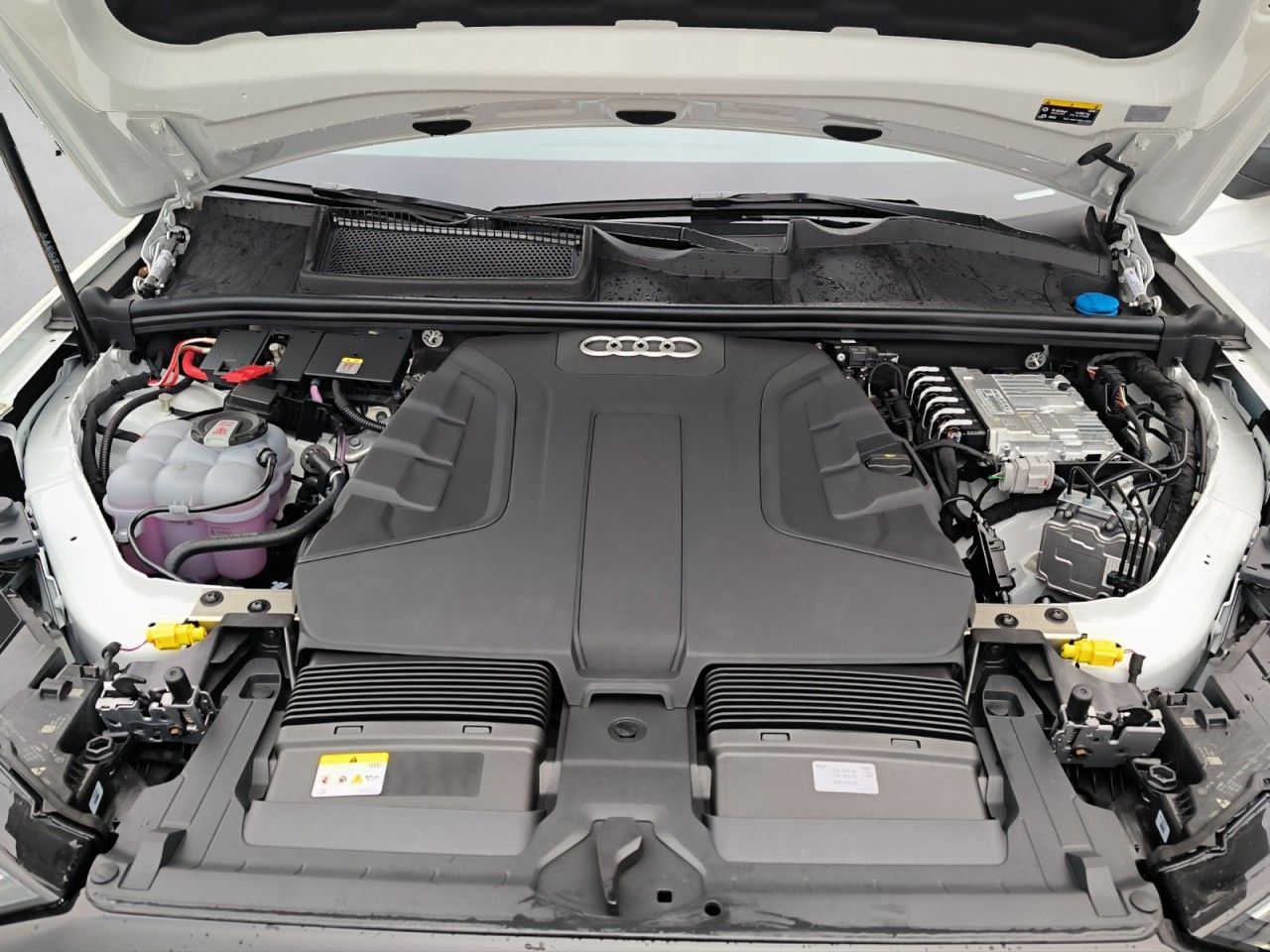 AUDI Q7 50 TDI quattro S line – 7Sitzer – AHK – uvm. - Bild 18