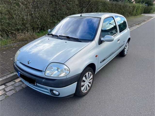 Renault Clio 1.2 Klima Fensterheber ZV TÜV...