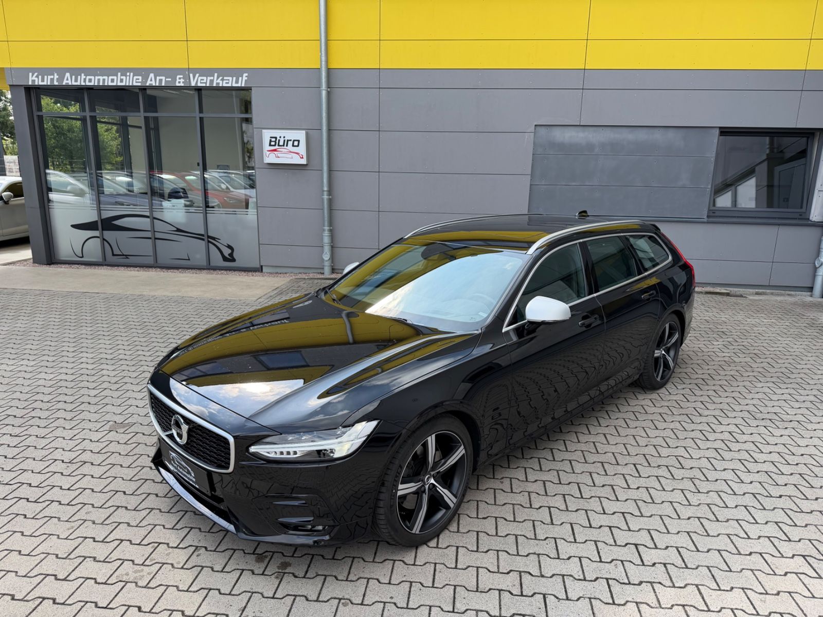 Volvo V90 Kombi R Design AWD/ALLRAD/SPORTPAK*/PANO/KAM