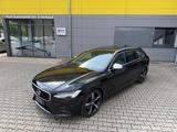 Volvo V90 Kombi R Design AWD/ALLRAD/SPORTPAK*/PANO/KAM