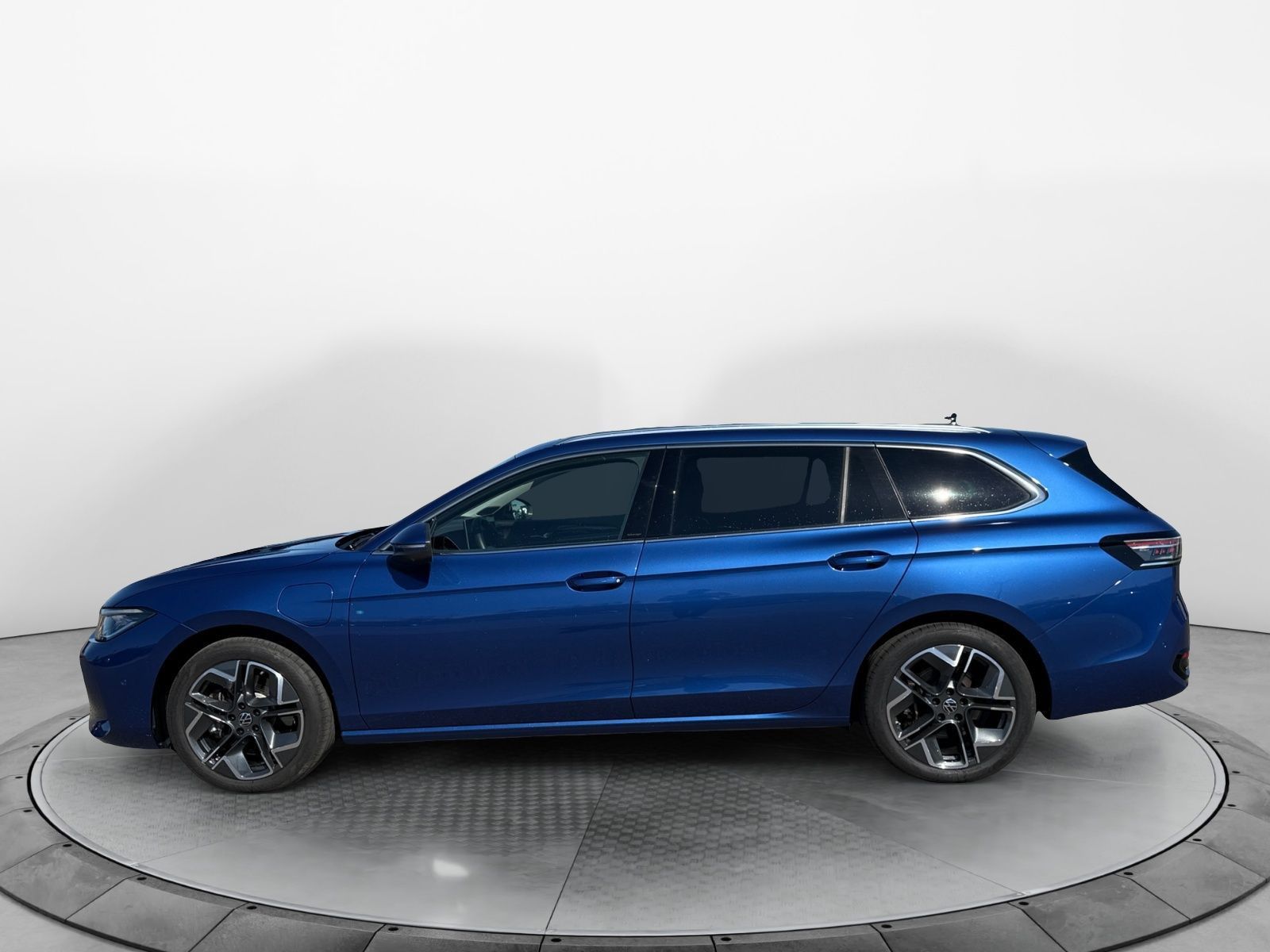 Volkswagen Passat - Bild 3