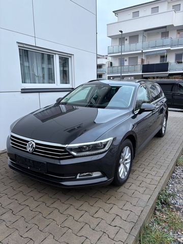 Volkswagen Passat Variant 2.0 TDI SCR DSG Comfortline V...