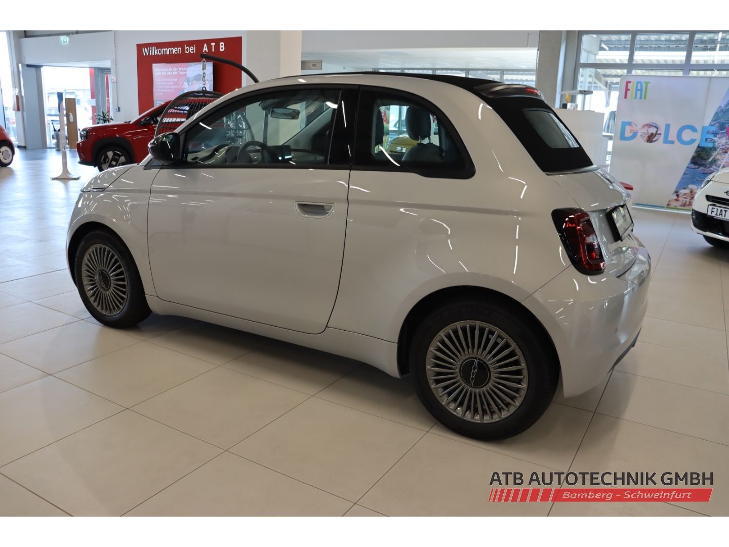 Fahrzeugabbildung Fiat 500C ICON + Komfortpaket Hybrid 1.0l PDC Rückfah