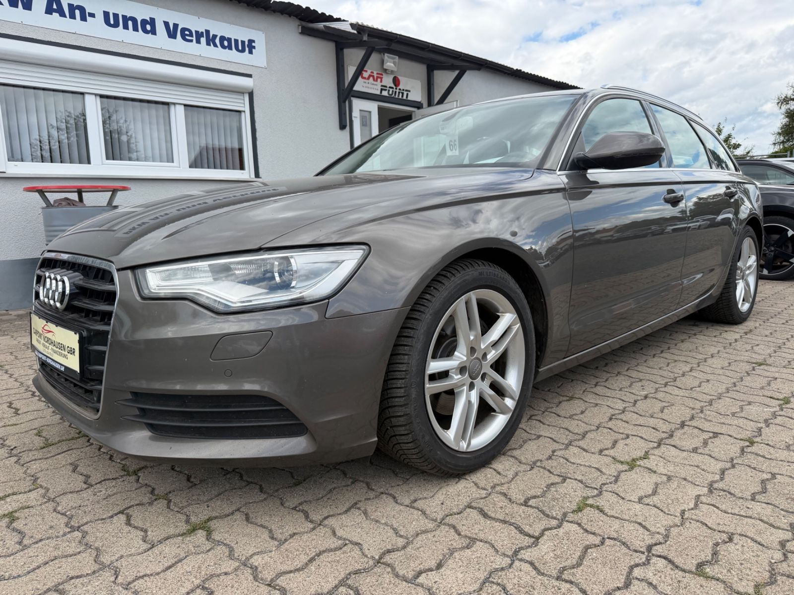 Audi A6 - 1
