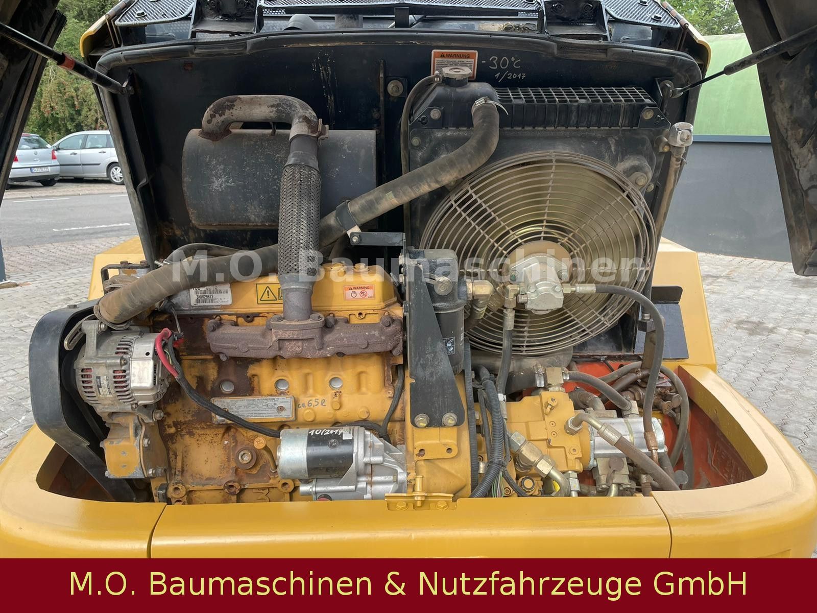 Fahrzeugabbildung CAT 906 / Klappschaufel