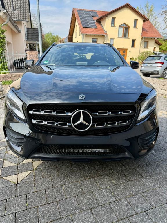Image of Mercedes-Benz GLA 250