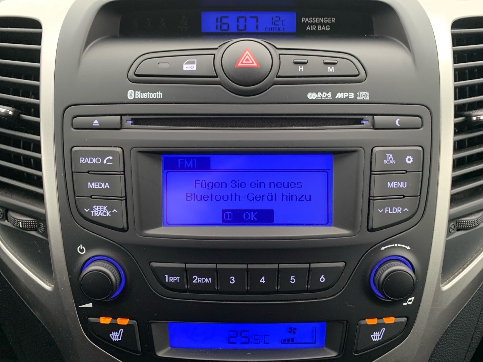 Fahrzeugabbildung Hyundai ix20 blue Space Sitzheizung PDC