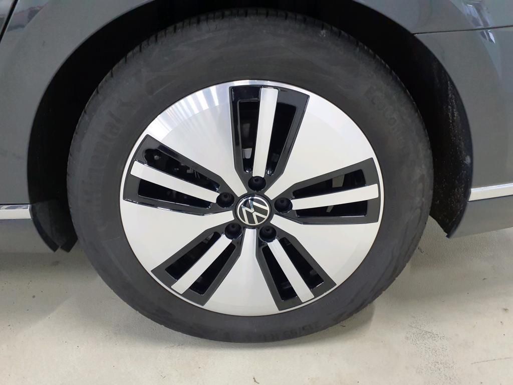 Volkswagen Passat Variant GTE 1.4 TSI DSG AHK*RFK*PDC*Tempo