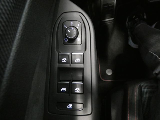 Golf VIII Lim. 2.0 TSI GTI PANO HUD 360° AHK