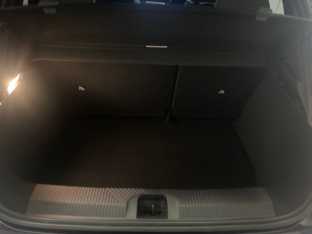 Fahrzeugabbildung Renault 5 Electric 150 Comfort Range Techno+Winter-Komfo