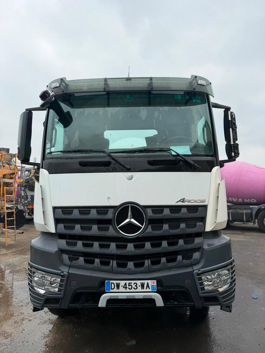 Mercedes-Benz Arocs