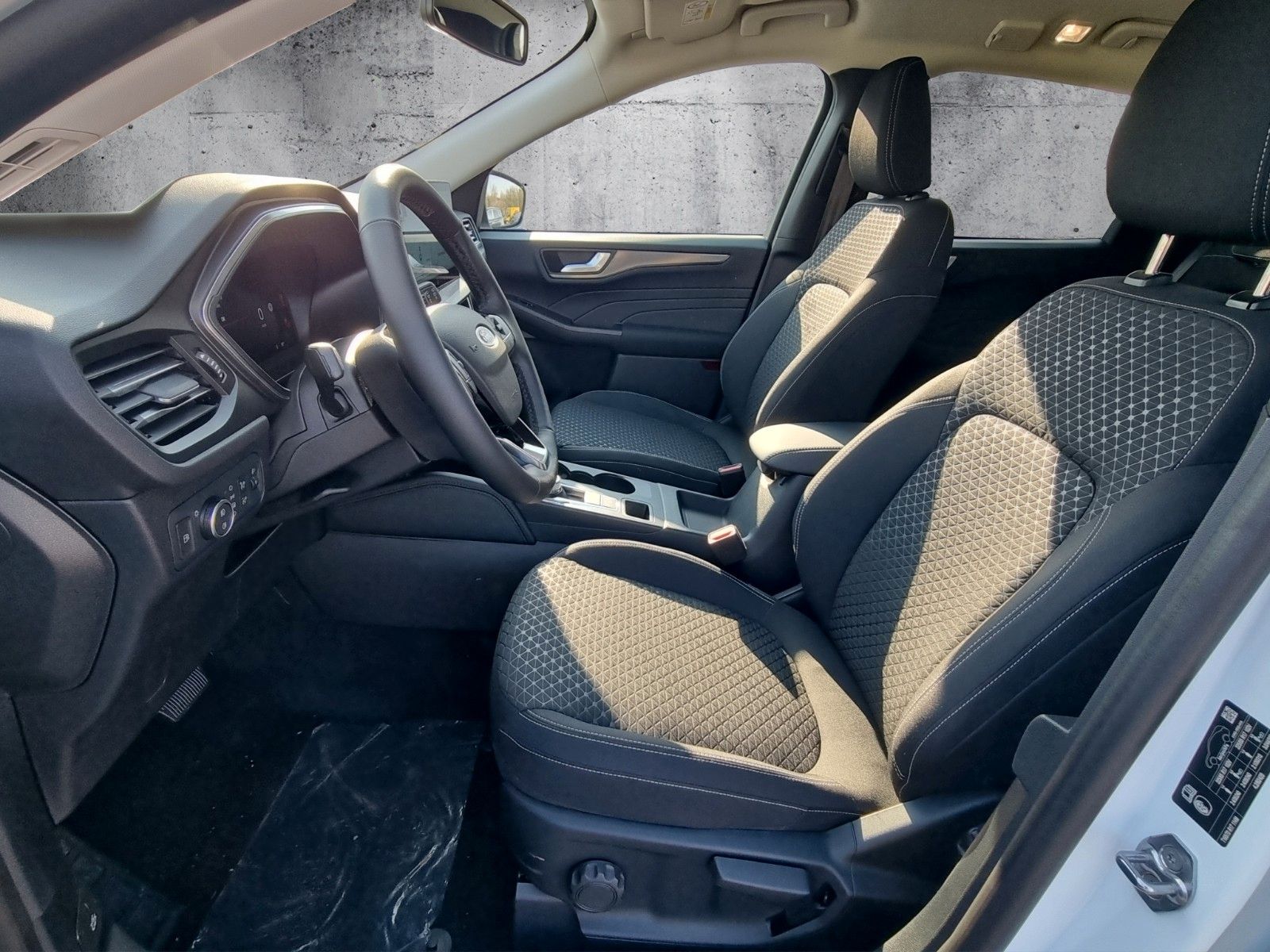 Fahrzeugabbildung Ford Kuga Plug-In Hybrid Titanium