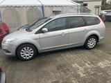 Ford Focus 1,6 Style Turnier 2.Hd 94.000 Tüv Neu - Ford Focus: Style