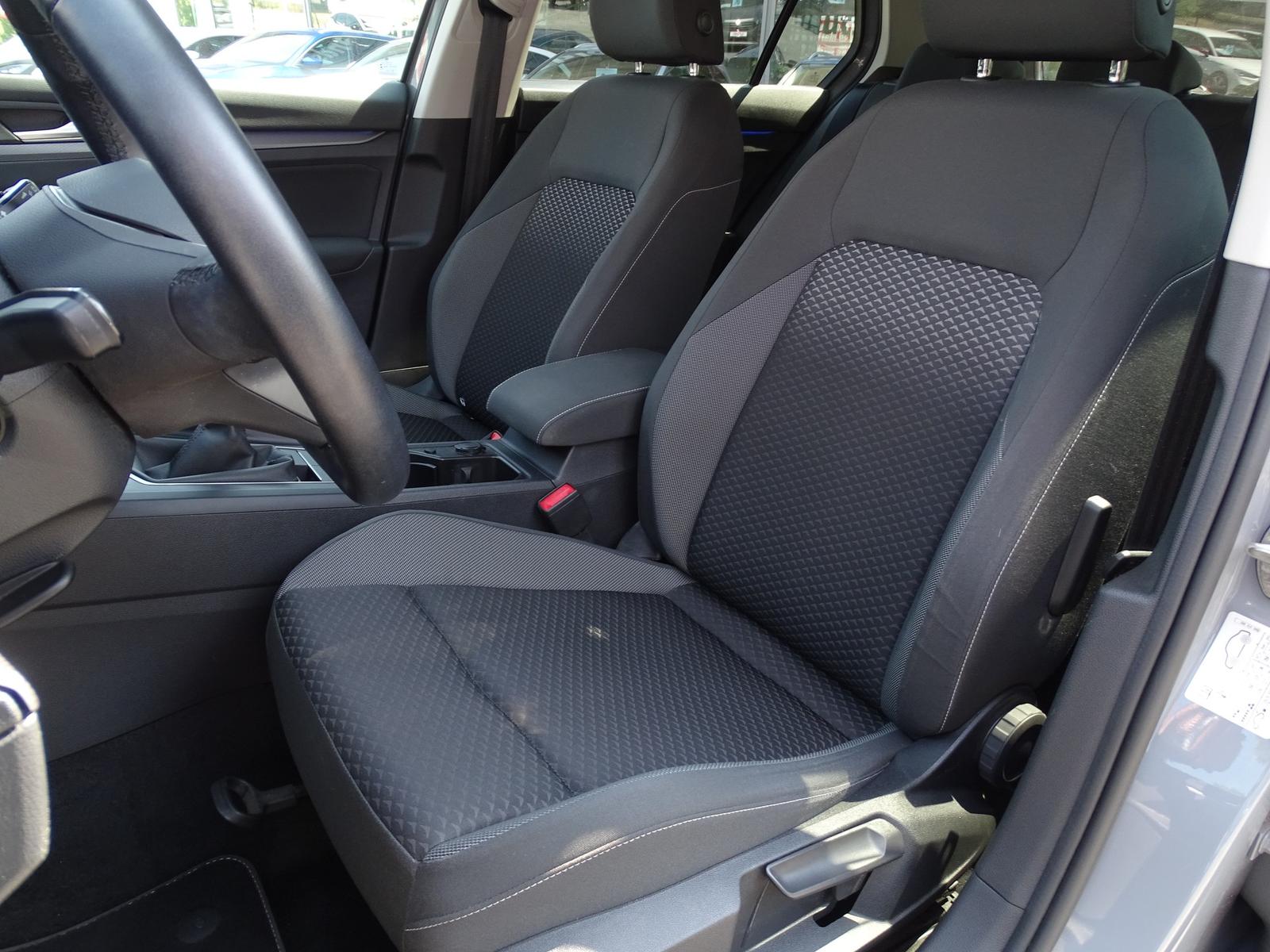 Volkswagen Golf VIII 1.0 Active LED Navi ACC Android Apple, миниатюра 24