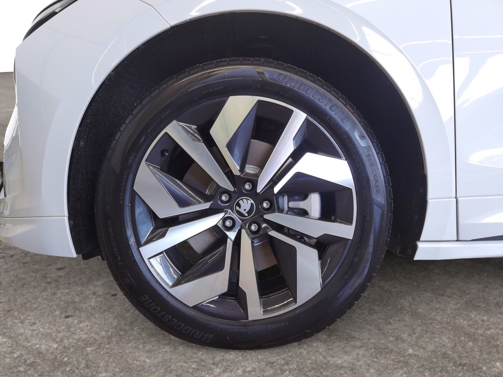 Skoda Enyaq - Bild 15