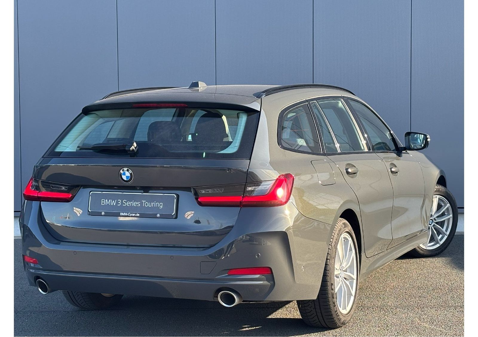 BMW 318d foto 2
