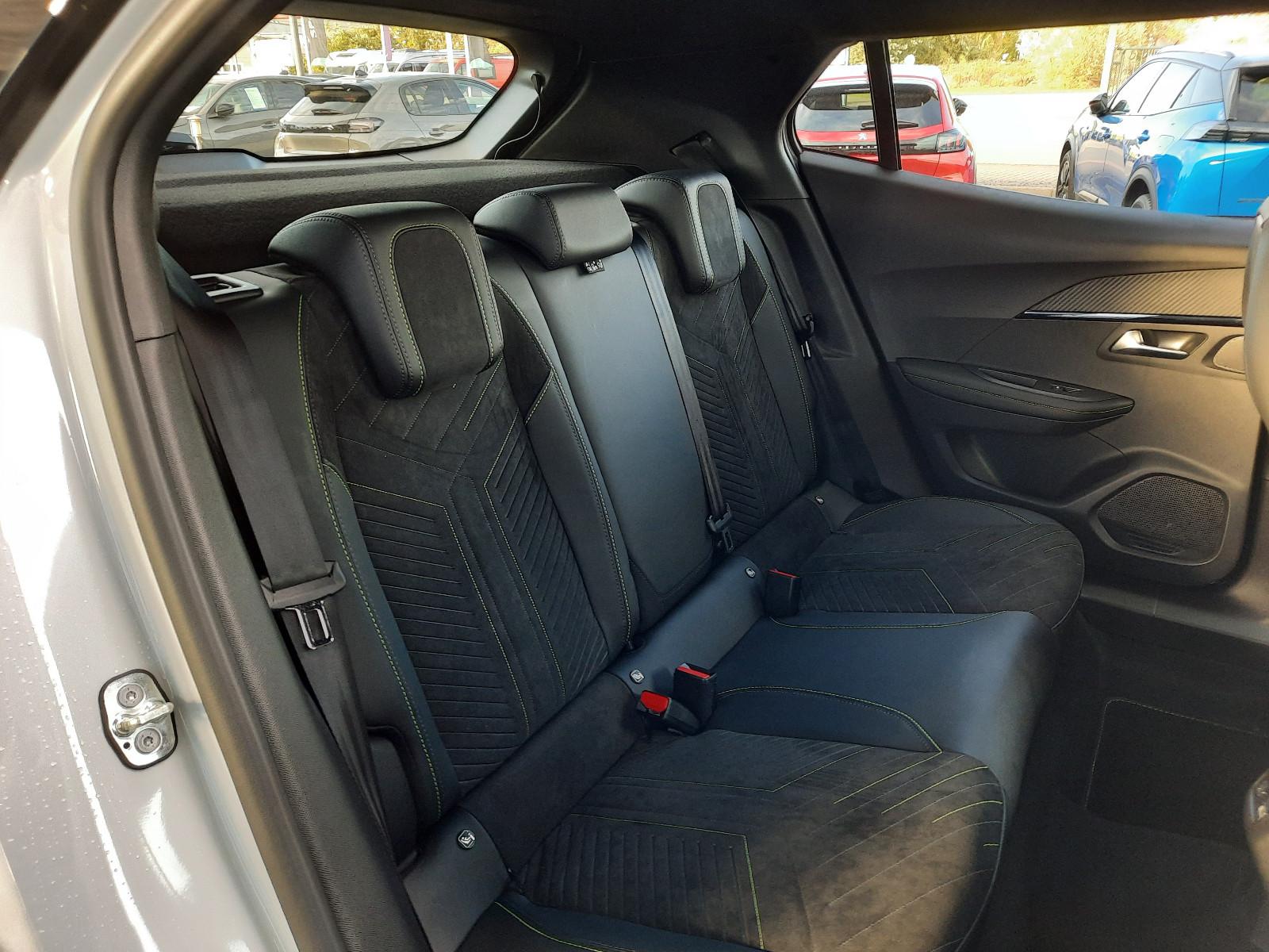 Peugeot 2008 GT-Exclusive  eDSC  SH NAVI 360° KAMERA