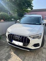 Audi Q3 35 TFSI S tronic - - Audi Q3 von privat