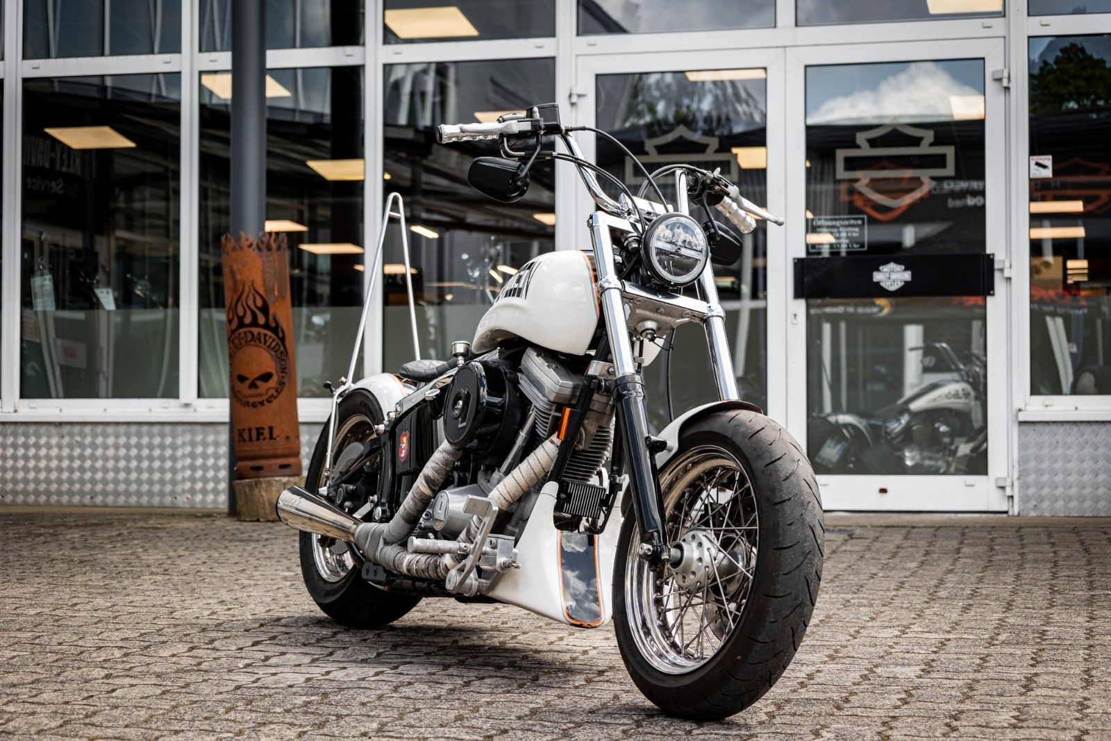 Fahrzeugabbildung Harley-Davidson FXST Softail Standard - CUSTOM - VERGASER - EVO