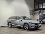 Volkswagen Passat 4Motion Sport Led Navi Leder AHK Kamera - Volkswagen Passat: Sport