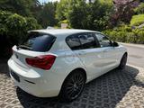 BMW 120i Limousine (Navi Shz PDC MFL  184 PS) - weiße BMW 120