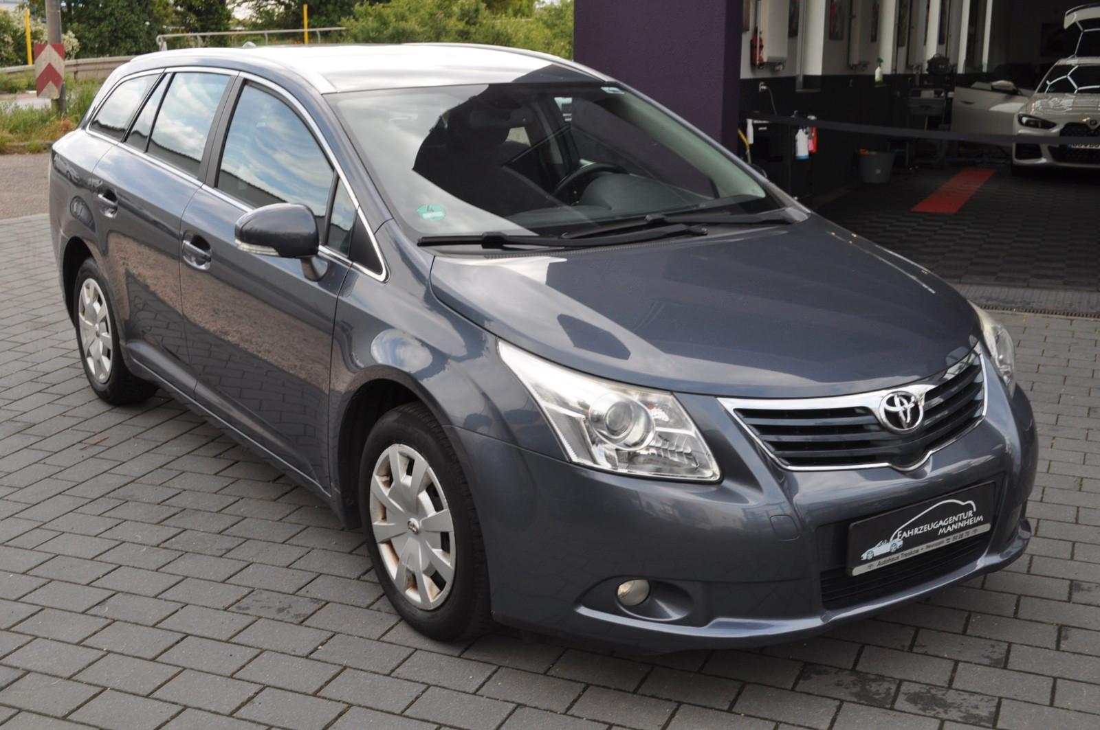 Toyota Avensis 1.8 Kombi Sol * AUTOMATIC *