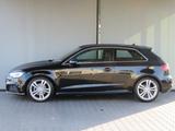 Audi A3 sport 3-türig Coupé ACC Navigation - Audi A3: Türig