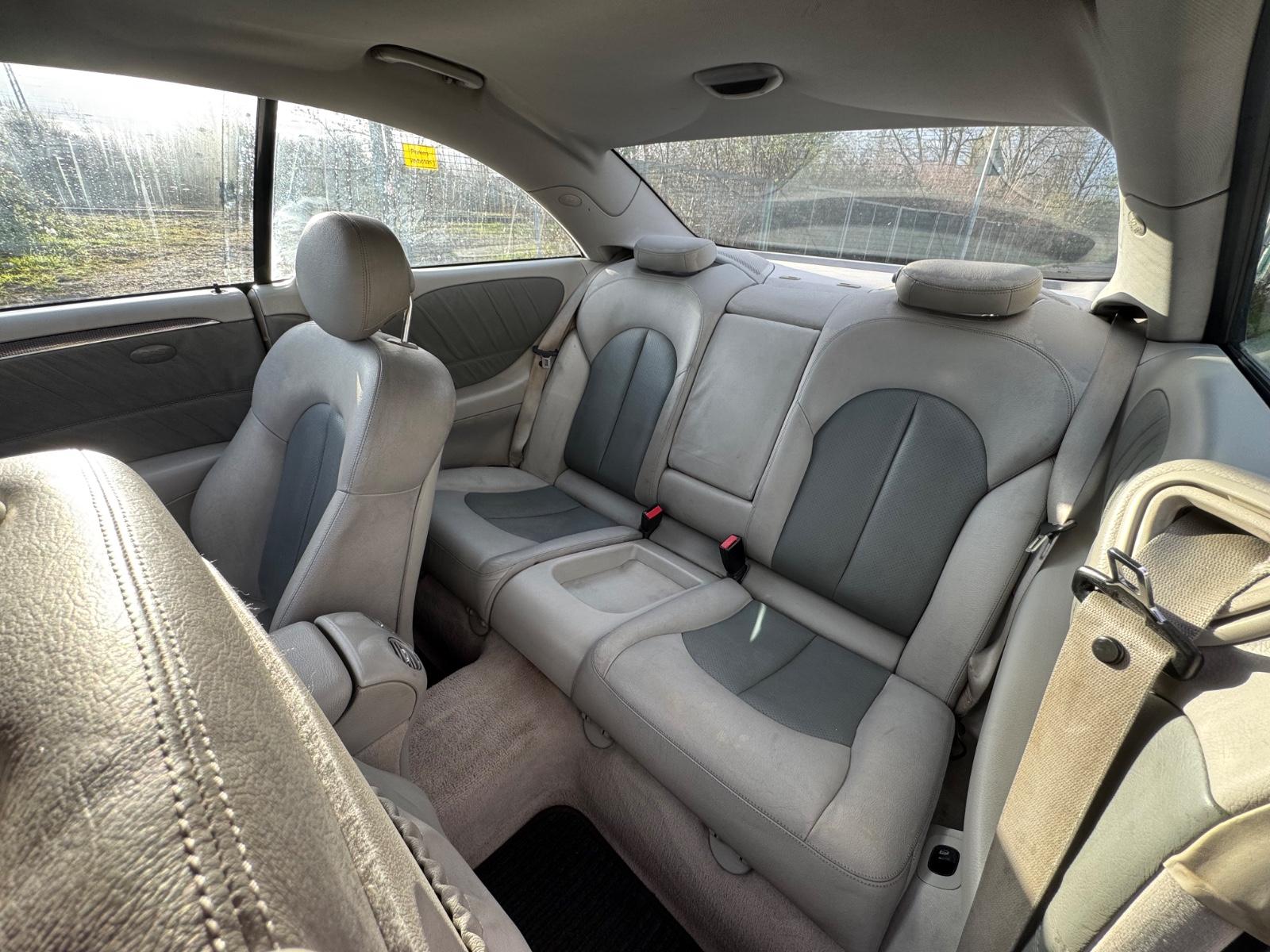Mercedes-Benz CLK 270 CDI AVANTGARDE AUTOMATIK+LEDER+ALU