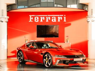 2025 Ferrari 12CILINDRI 照片 9