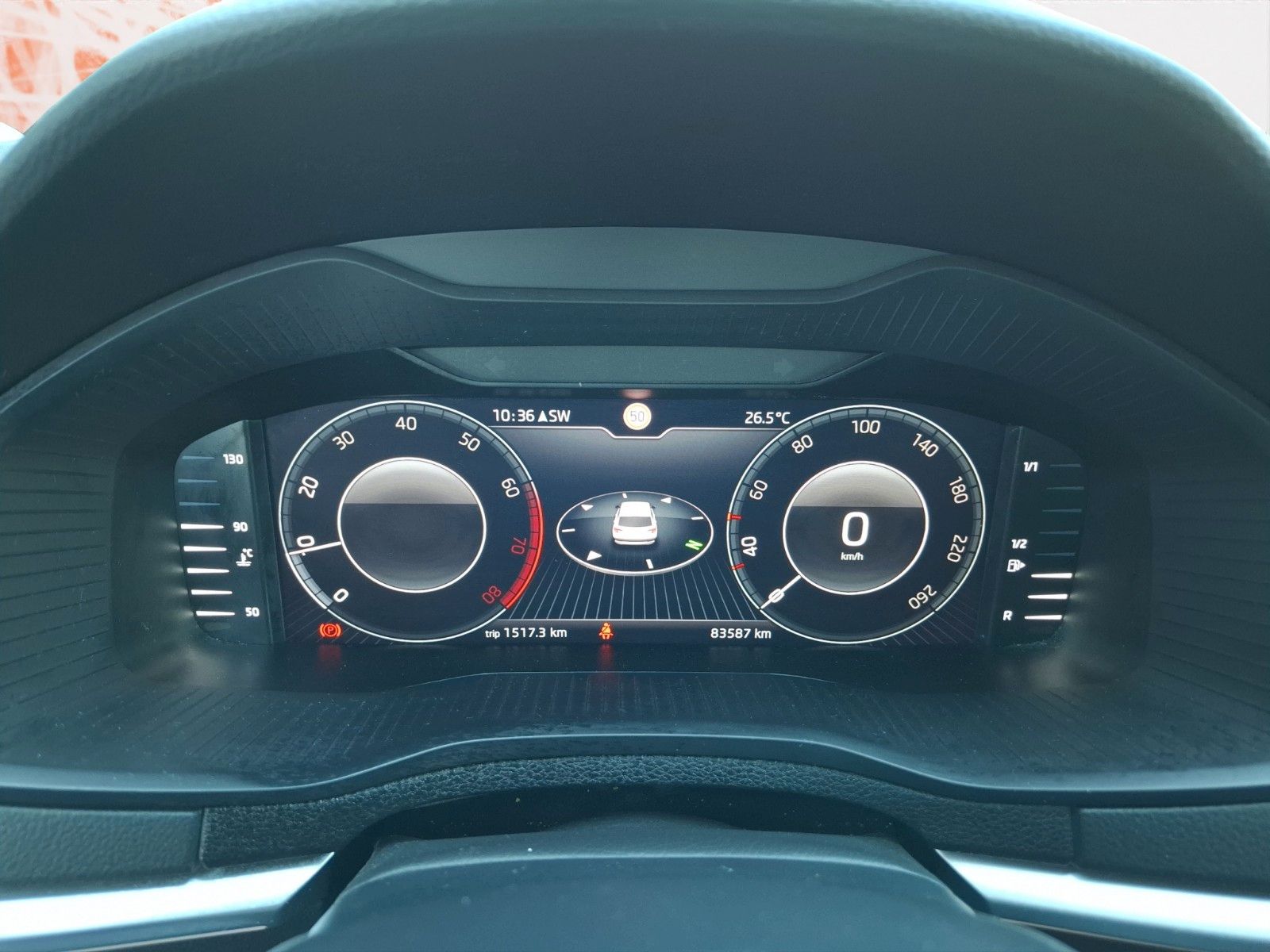 Fahrzeugabbildung SKODA Karoq Clever ! Amundsen ! Kamera !