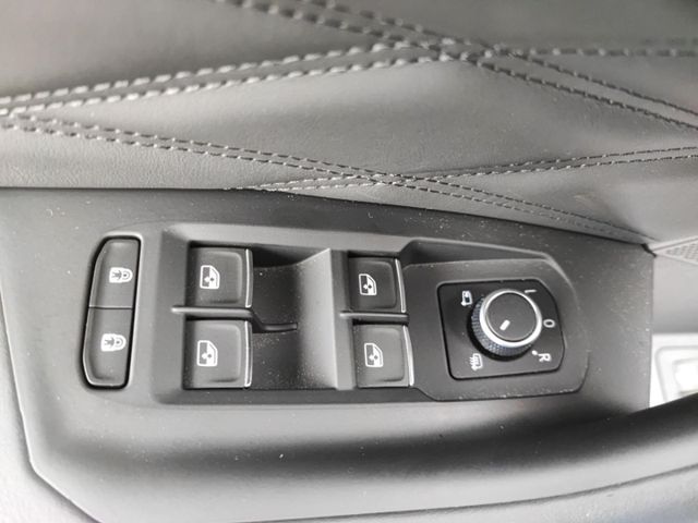 Touareg R 4Motion 3.0 TSI eHybrid Navi Carplay
