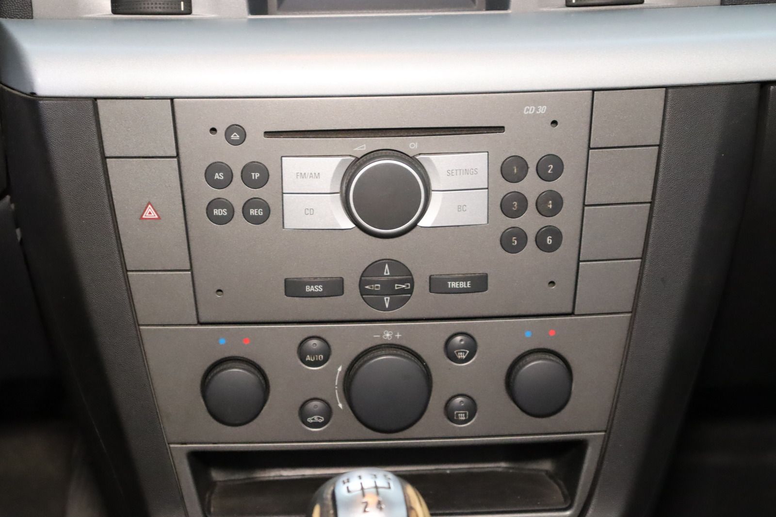 Fahrzeugabbildung Opel Vectra C 1.8 Edition * Gas * Klima * HU 05.2027