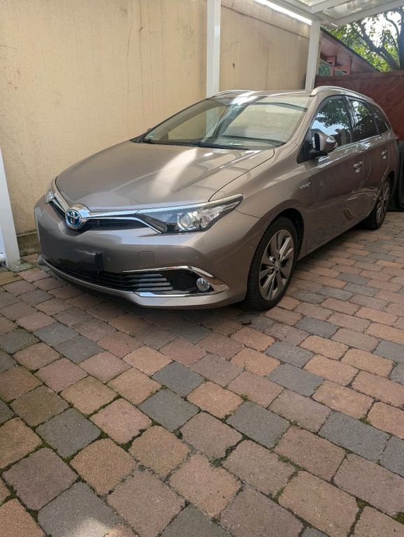 Image of Toyota Auris Touring Sports