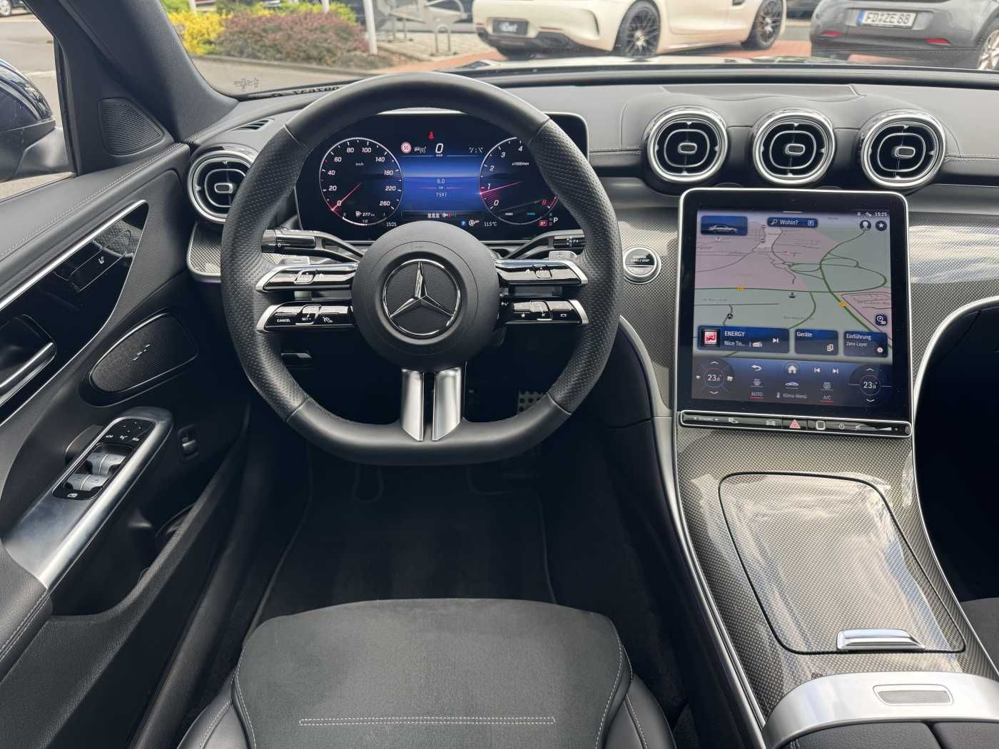 Fahrzeugabbildung Mercedes-Benz C 200 4M 9G AMG+Pano+DistrPro+AHK+360+ Ambiente