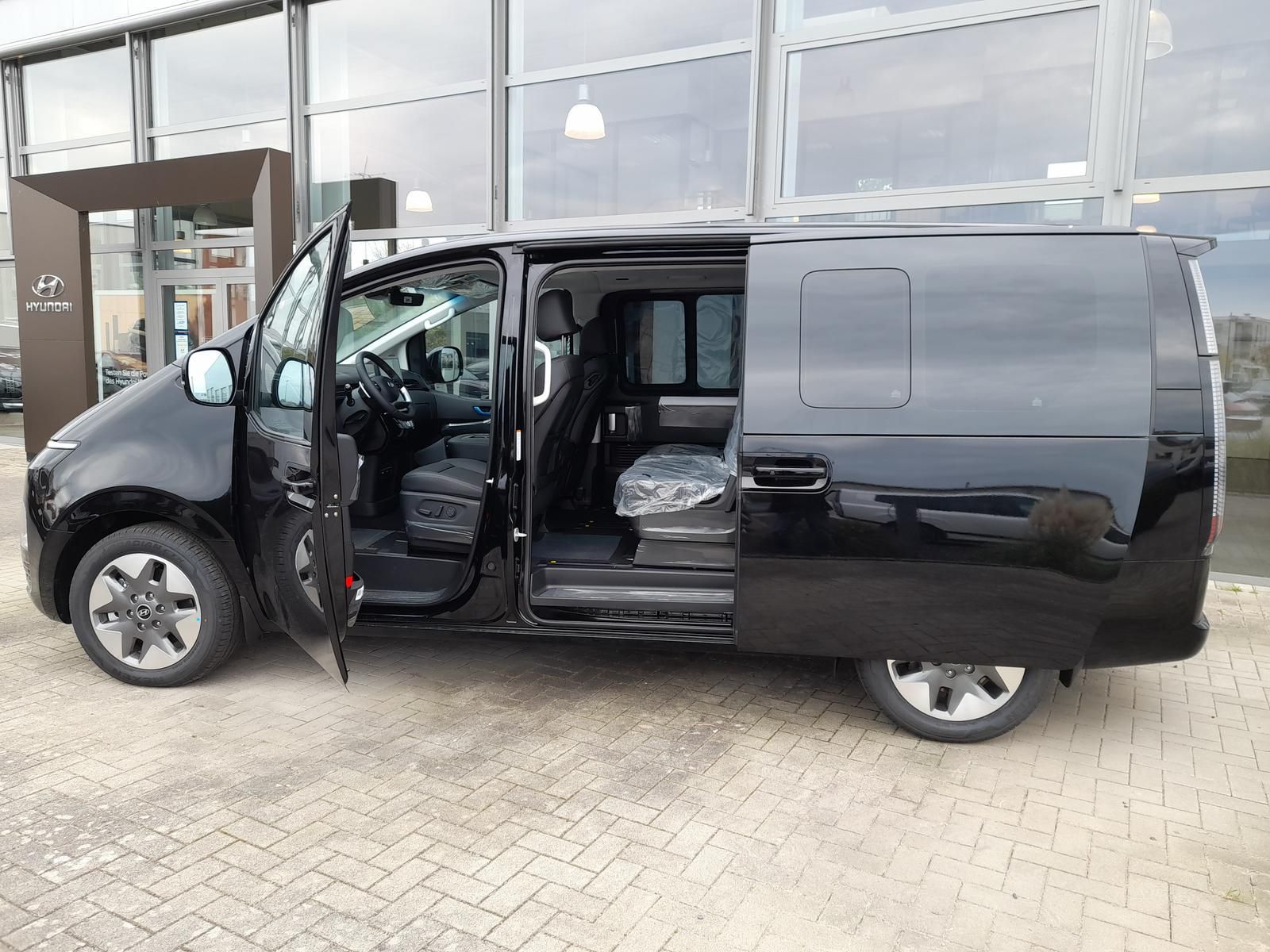 Hyundai STARIA - Bild 5