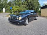 Mercedes-Benz E 320 AVANTGARDE - gebrauchte Mercedes-Benz E 320 aus dem Jahr 1996