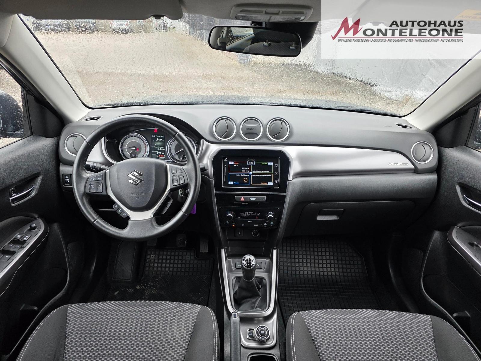 Suzuki Vitara 1.0 Comfort 4x4 | 8-fach bereift gepfl...