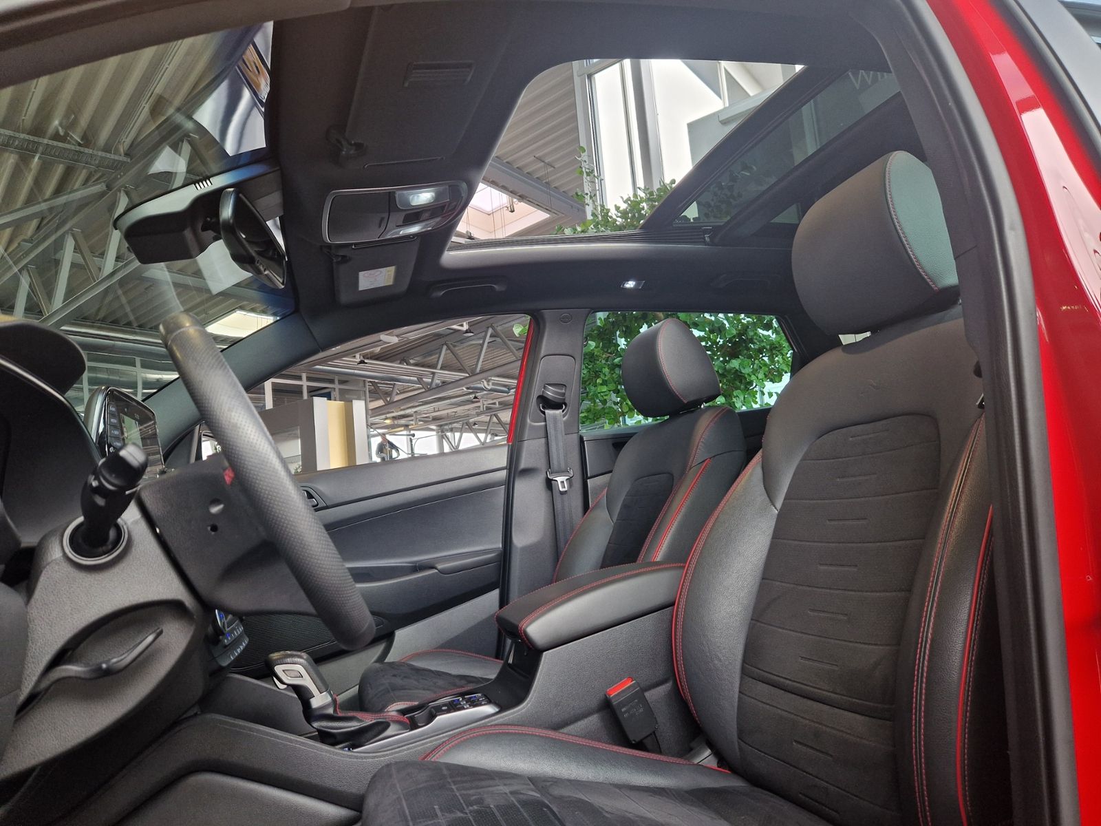 Fahrzeugabbildung Hyundai TUCSON 2WD N-Line PANO LED