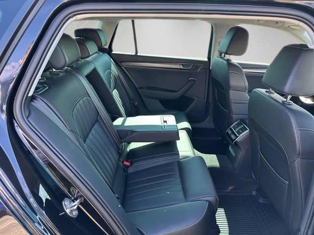 Fahrzeugabbildung SKODA Superb Combi 1.5TSI DSG Style MATRX-LED+CANTON+M