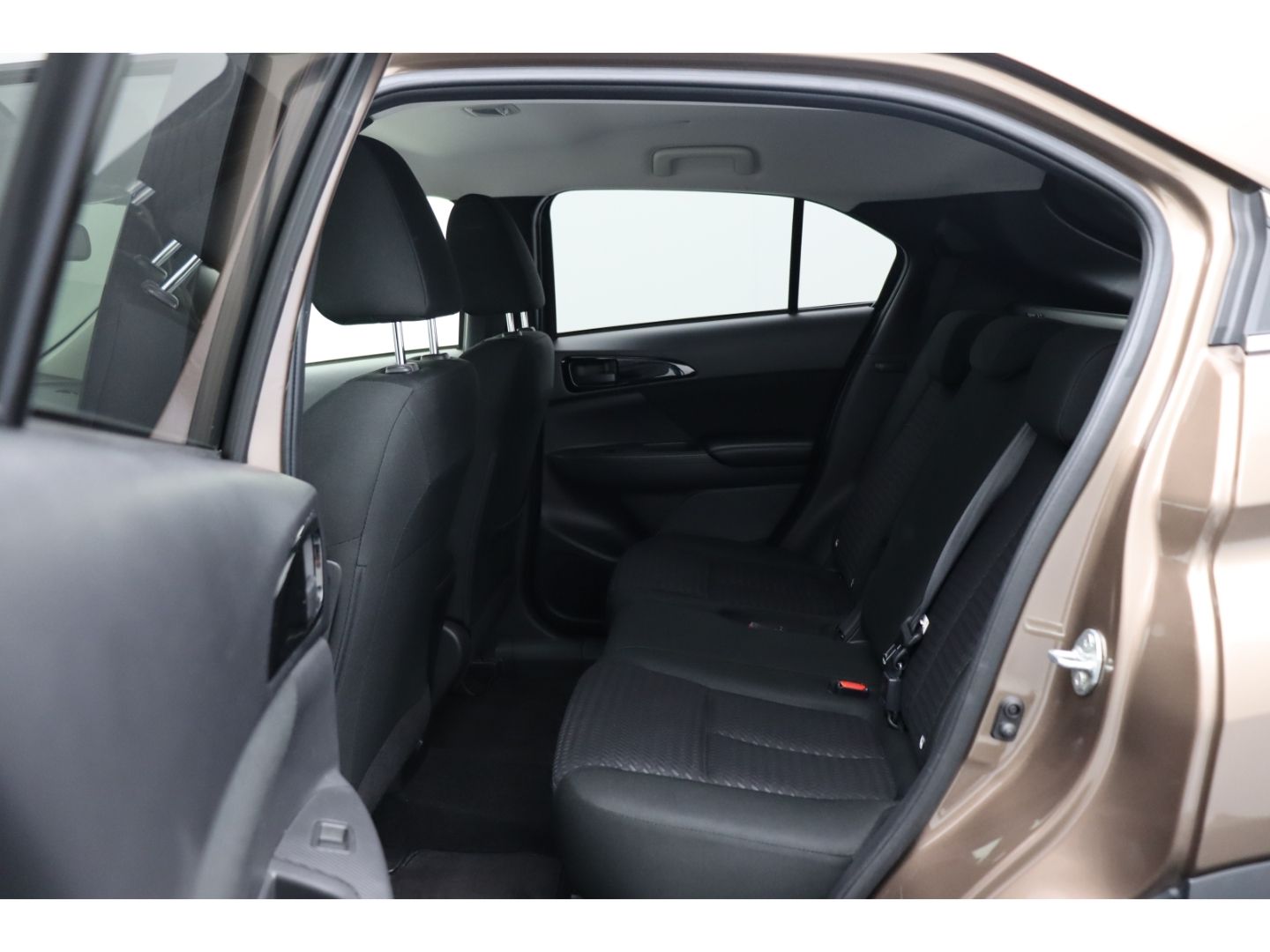 Fahrzeugabbildung Mitsubishi Eclipse Cross 1.5 Diamant Edition 2WD AppleCP