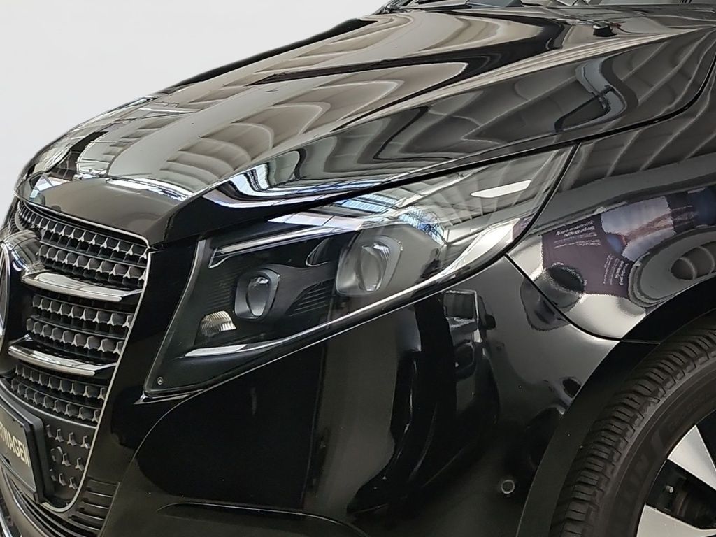 Fahrzeugabbildung Mercedes-Benz V 300 d Avantgarde extralang 4x4 8 Sitze ele. ST