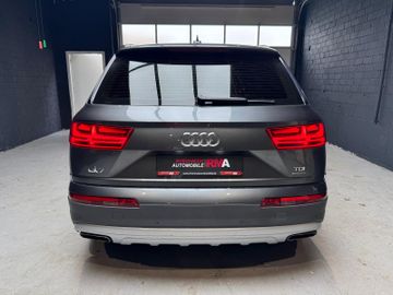 Audi Q7 - 9
